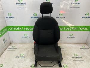 Używane Fotel lewy Peugeot 208 I (CA/CC/CK/CL) 1.6 Blue HDi 75 Cena € 115,00 Procedura marży oferowane przez Snuverink Autodemontage