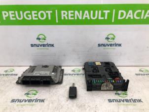 Używane Komputer sterowania silnika Peugeot Partner (GC/GF/GG/GJ/GK) 1.6 HDI 75 16V Cena € 302,50 Z VAT oferowane przez Snuverink Autodemontage
