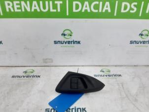 Begagnade Flerfunktionsbrytare, fönster Peugeot 108 1.0 12V VVT-i Pris € 30,00 Marginaltabell erbjuds av Snuverink Autodemontage