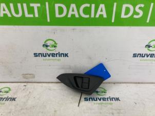 Begagnade Flerfunktionsbrytare, fönster Peugeot 108 1.0 12V VVT-i Pris € 36,30 Inklusive moms erbjuds av Snuverink Autodemontage