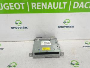 Begagnade Radio Peugeot 508 SW (8E/8U) 1.6 THP 16V Pris € 300,00 Marginaltabell erbjuds av Snuverink Autodemontage