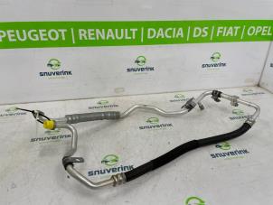 Używane Przewód klimatyzacji Renault Scénic IV (RFAJ) 1.3 TCE 115 16V Cena € 55,00 Procedura marży oferowane przez Snuverink Autodemontage