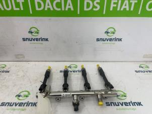 Begagnade Insprutare (bensin) Renault Arkana (RJLL) 1.3 Mild Hybrid 160 16V Pris € 199,98 Marginaltabell erbjuds av Snuverink Autodemontage