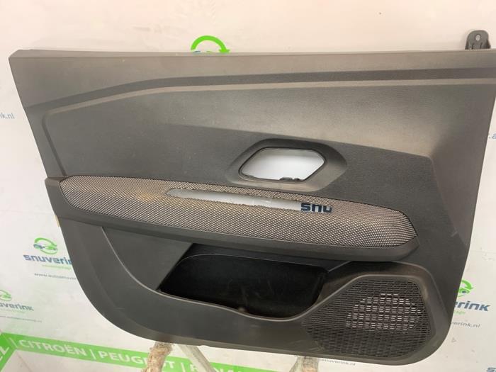 List, framdörr, 4-dörrars, vänster från en Dacia Sandero III 1.0 TCe 90 12V 2024