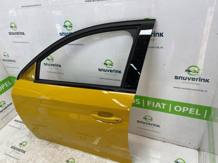 Dörr, 4-dörrars, vänster fram från en Peugeot 208 II (UB/UH/UP) e-208 50 kWh 2020