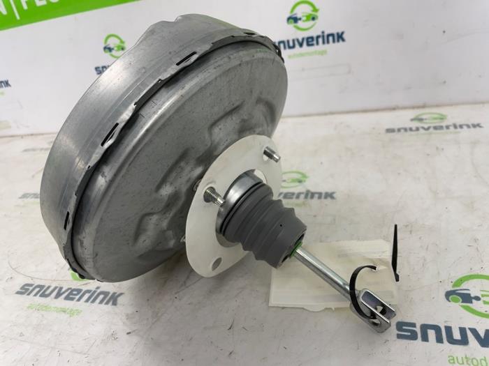 Bromsservo från en Dacia Sandero III 1.0 TCe 90 12V 2024