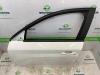 Dörr, 4-dörrars, vänster fram från en Peugeot 208 II (UB/UH/UP) 1.2 Vti 12V PureTech 75 2020