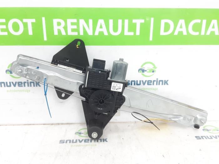 Fönstermekanism, 4-dörrars, vänster fram från en Dacia Sandero III 1.0 TCe 90 12V 2024