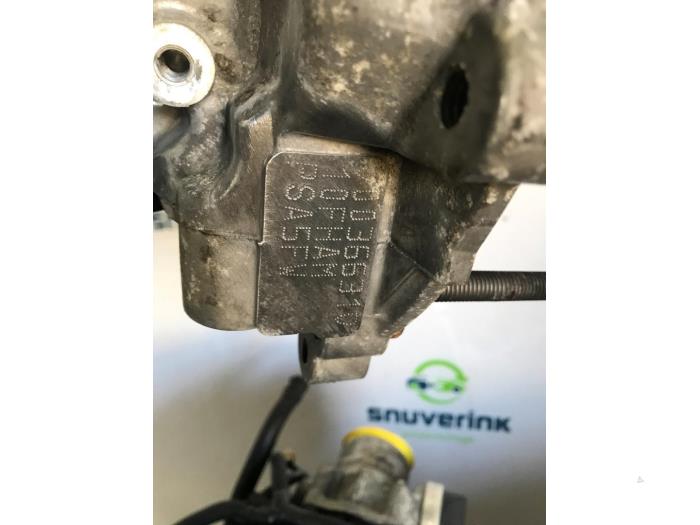 Motor van een Peugeot 207 CC (WB) 1.6 16V 2007