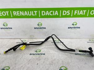 Begagnade Bränsleledning Dacia Duster (DJF) 1.2 TCE 130 12V Mild Hybrid 4x2 Pris € 105,00 Marginaltabell erbjuds av Snuverink Autodemontage
