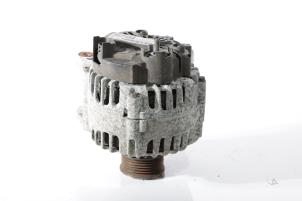 Gebruikte Dynamo Renault Clio IV Estate/Grandtour (7R) 1.5 Energy dCi 90 FAP Prijs € 100,00 Margeregeling aangeboden door Snuverink Autodemontage