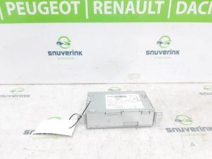 Używane Radio Opel Astra L (F3/FB/FM/FP) 1.6 Plug-in Hybrid Turbo 16V Cena € 500,00 Procedura marży oferowane przez Snuverink Autodemontage