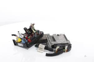 Gebruikte Computer Motormanagement Peugeot 3008 II (M4/MC/MJ/MR) 1.6 16V HYbrid 225 Prijs € 350,00 Margeregeling aangeboden door Snuverink Autodemontage