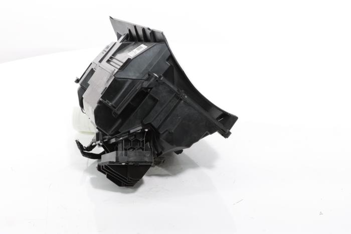 Head-up-display (HUD) från en Opel Astra L (F3/FB/FM/FP) 1.5 Turbo D 16V 2022