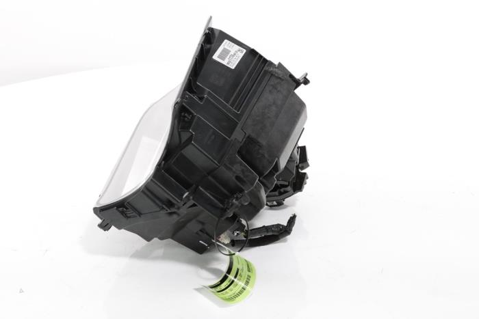 Head-up-display (HUD) från en Opel Astra L (F3/FB/FM/FP) 1.5 Turbo D 16V 2022