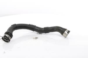 Używane Waz chlodnicy miedzystopniowej Renault Trafic (1FL/2FL/3FL/4FL) 1.6 dCi 90 Cena € 78,65 Z VAT oferowane przez Snuverink Autodemontage