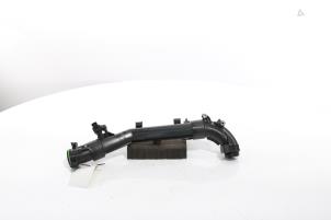 Gebruikte Luchtinlaat slang Renault Austral 1.2 E-Tech Full Hybrid 200 Prijs € 302,50 Inclusief btw aangeboden door Snuverink Autodemontage