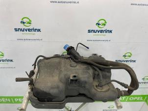 Używane Zbiornik AdBlue Opel Vivaro 1.6 CDTi BiTurbo 125 Cena € 356,93 Z VAT oferowane przez Snuverink Autodemontage
