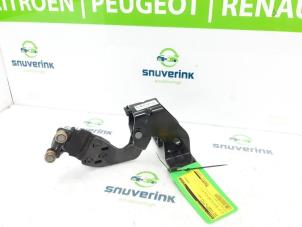 Begagnade Rullskena, skjutdörr, höger Toyota ProAce 1.6 D-4D 95 16V Worker Pris € 121,00 Inklusive moms erbjuds av Snuverink Autodemontage