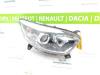 Strålkastare, höger från en Renault Captur (2R), 2013 0.9 Energy TCE 12V, SUV, Bensin, 898cc, 66kW (90pk), FWD, H4B408; H4BB4, 2015-03, 2R04; 2R05; 2RA1; 2RA4; 2RA5; 2RB1; 2RD1; 2RE1 2016