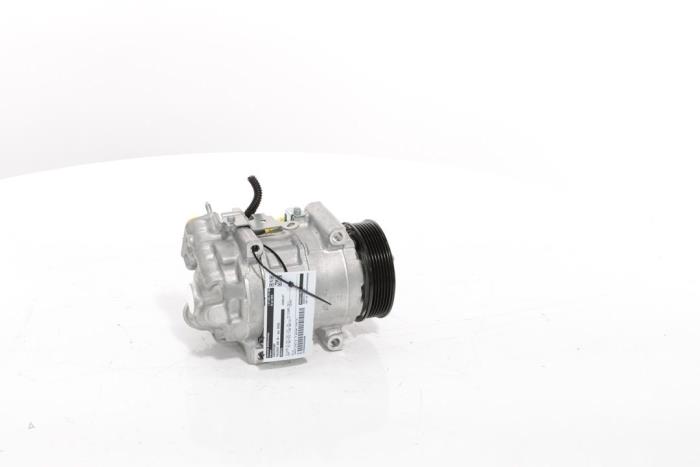 Luftkonditioneringspump från en Opel Mokka 1.2 Turbo 12V 2025