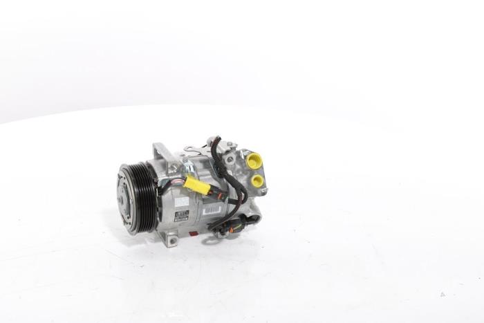 Luftkonditioneringspump från en Opel Mokka 1.2 Turbo 12V 2025