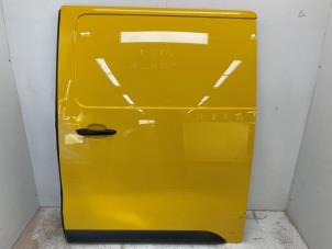 Używane Drzwi przesuwne lewe Toyota ProAce Electric Worker Cena € 1.203,95 Z VAT oferowane przez Snuverink Autodemontage