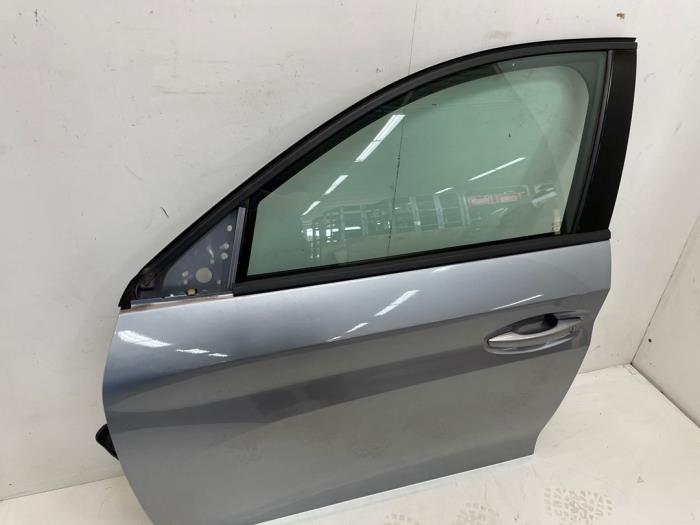 Dörr, 4-dörrars, vänster fram från en Peugeot 208 II (UB/UH/UP) e-208 50 kWh 2020