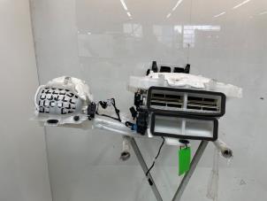 Używane Nagrzewnica Opel Grandland (X) 1.6 Turbo 16V Hybrid Cena € 425,00 Procedura marży oferowane przez Snuverink Autodemontage