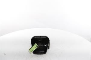 Begagnade Start/stopp-brytare Opel Corsa F (UB/UH/UP) 1.2 Turbo 12V 100 Hybrid Pris € 40,00 Marginaltabell erbjuds av Snuverink Autodemontage