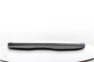 Używane Pólka tylna Renault Kadjar (RFEH) 1.3 TCE 160 FAP 16V Cena € 140,00 Procedura marży oferowane przez Snuverink Autodemontage