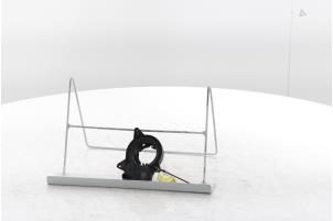 Używane Przewód spiralny poduszki powietrznej Renault Captur (2R) 1.3 TCE 150 16V Cena € 85,00 Procedura marży oferowane przez Snuverink Autodemontage