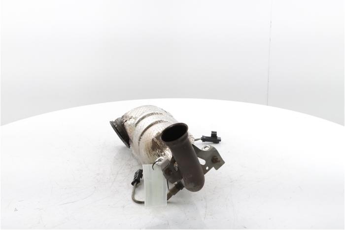 Katalytisk avgasrenare från en Opel Crossland (X) 1.2 Turbo 12V 2018