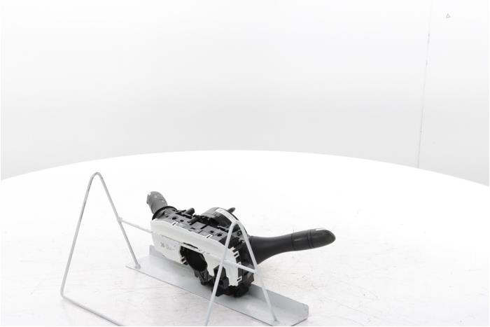 Klockfjäder, airbag från en Renault Scénic IV (RFAJ) 1.3 TCE 140 16V 2018