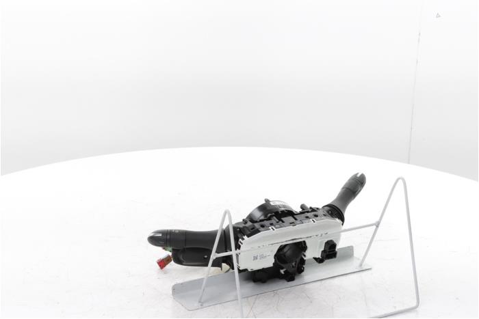 Klockfjäder, airbag från en Renault Scénic IV (RFAJ) 1.3 TCE 140 16V 2018