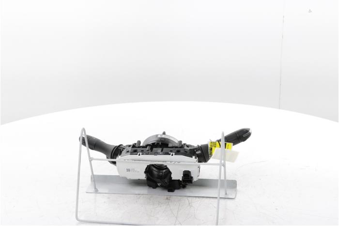 Klockfjäder, airbag från en Renault Scénic IV (RFAJ) 1.2 TCE 115 16V 2016