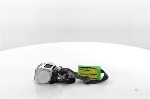 Renoverade Främre säkerhetsbälte, vänster Opel Grandland (X) 1.6 Turbo 16V Hybrid Pris € 272,25 Inklusive moms erbjuds av Snuverink Autodemontage