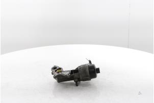 Gebruikte Oliefilterhuis Peugeot 207/207+ (WA/WC/WM) 1.6 16V VTRi Prijs € 65,00 Margeregeling aangeboden door Snuverink Autodemontage