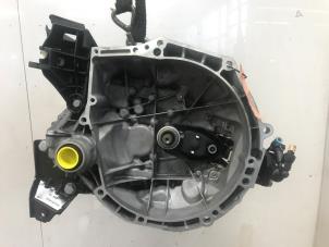 Begagnade Växellåda Citroen C3 (SX/SW) 1.2 Vti 12V PureTech Pris € 850,00 Marginaltabell erbjuds av Snuverink Autodemontage