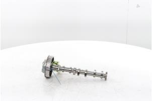 Begagnade Kamaxel Opel Corsa F (UB/UH/UP) 1.2 Turbo 12V 100 Pris € 181,50 Inklusive moms erbjuds av Snuverink Autodemontage