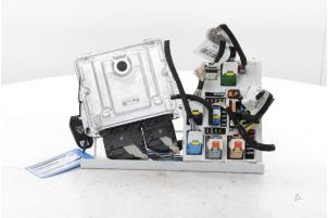 Gebruikte Computer Motormanagement Peugeot 3008 III 1.2 12V Hybrid 136 Prijs € 425,00 Margeregeling aangeboden door Snuverink Autodemontage