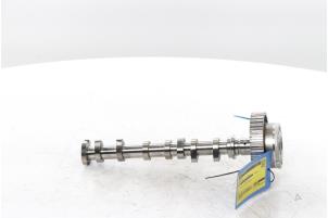 Begagnade Kamaxel Peugeot 3008 II (M4/MC/MJ/MR) 1.2 12V e-THP PureTech 130 Pris € 300,00 Marginaltabell erbjuds av Snuverink Autodemontage