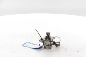 Begagnade Mekanisk bränslepump Peugeot 3008 II (M4/MC/MJ/MR) 1.2 12V e-THP PureTech 130 Pris € 95,00 Marginaltabell erbjuds av Snuverink Autodemontage