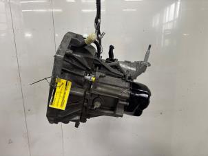 Gebruikte Versnellingsbak Renault Clio IV (5R) 1.5 Energy dCi 90 FAP Prijs € 450,00 Margeregeling aangeboden door Snuverink Autodemontage