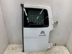 Używane Tylne drzwi samochodu dostawczego Citroen Jumpy 1.5 Blue HDi 100 Cena € 1.288,65 Z VAT oferowane przez Snuverink Autodemontage
