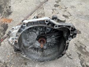 Begagnade Växellåda Renault Espace (JE) 2.2 dCi 130 16V Pris € 99,99 Marginaltabell erbjuds av Snuverink Autodemontage