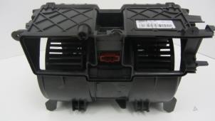 Używane Silnik wentylatora nagrzewnicy Renault Megane III Coupe (DZ) 2.0 16V TCe 180 Cena € 44,99 Procedura marży oferowane przez Snuverink Autodemontage