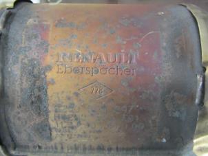 Begagnade Katalytisk avgasrenare Renault Espace (JK) 2.0 dCi 16V 150 FAP . Pris € 299,99 Marginaltabell erbjuds av Snuverink Autodemontage