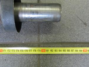 Gebruikte Tussenas Toyota HiAce II 2.4 D Prijs € 130,50 Margeregeling aangeboden door Snuverink Autodemontage