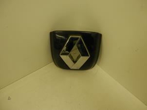 Begagnade Emblem Renault Clio II Societe (SB) 1.5 dCi 65 Pris € 25,33 Marginaltabell erbjuds av Snuverink Autodemontage